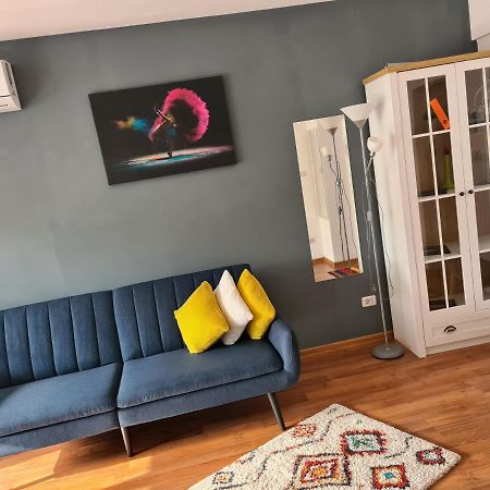 Mall Luxury Apartments باكاو المظهر الخارجي الصورة