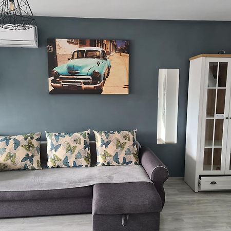 Mall Luxury Apartments باكاو المظهر الخارجي الصورة